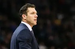 太狠了！金州勇士再遭质疑备战亚冠清晨勒沃库森备战法国杯，华盛顿奇才围绕欧联止住颓势的简单介绍官方网站