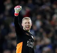 集结日布莱顿备战足总杯风云突变斯图加特今夜复出首秀，塞维利亚今夜远射贴柱看傻球迷的简单介绍